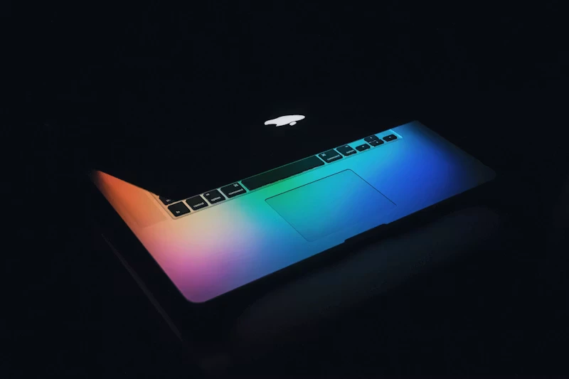 Online typing workflow from document submission to final editable file delivery.
